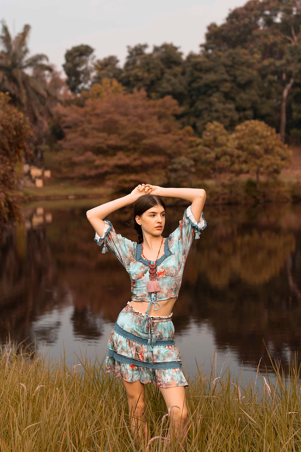 Sustainably made, effortlessly stylish: the Aveline Crop Top for the modern boho babe