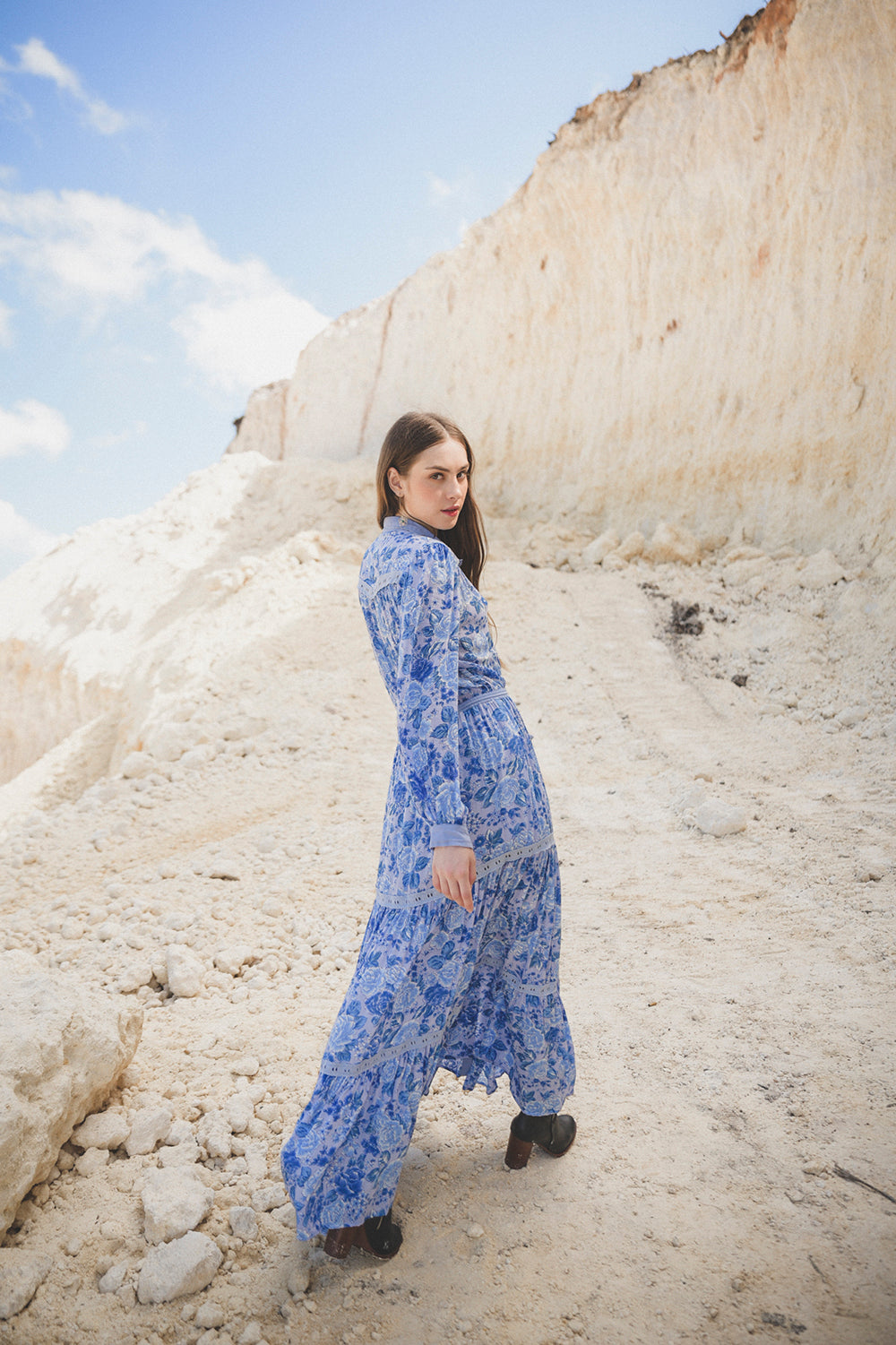 Discover the ethically crafted allure of Peony, where each piece from Tulle and Batiste embodies modern boho-inspired elegance, meticulously crafted by Balinese artisans