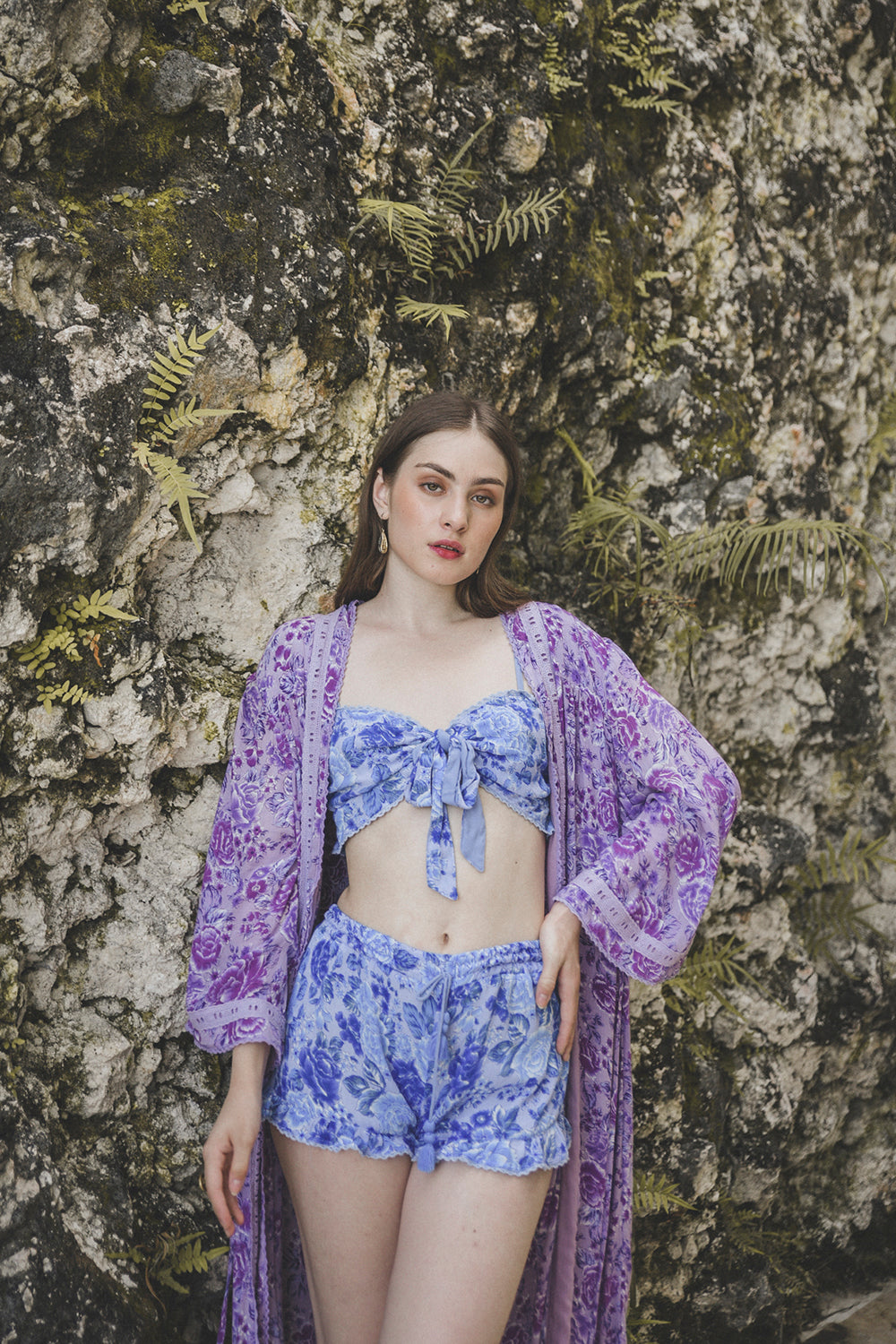 Dive into relaxation with the Peony Long Robe, a modern boho kimono from Tulle and Batiste's Peony collection, handmade by Balinese artisans with ethical care