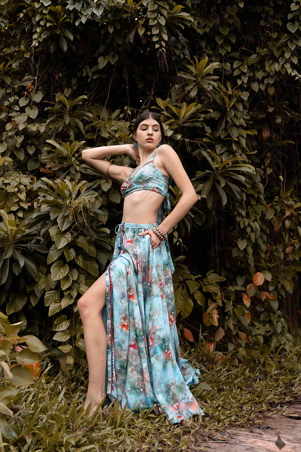 Our beautiful Aveline Maxi Skirt is set to become your new boho wardrobe favorite. Crafted from our 100% LENZING™ ECOVERO™ viscose and perfectly showcasing our Forest Blue print, this skirt is perfect to pair with our Airin Bralette for the ultimate Stevie Nicks inspired look.