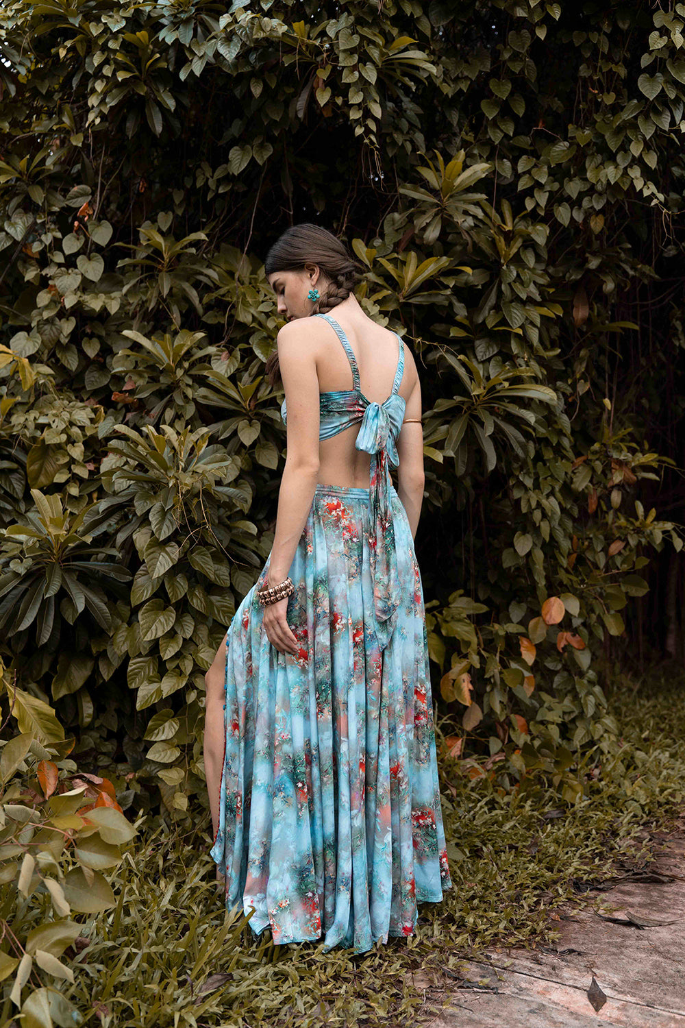 Our beautiful Aveline Maxi Skirt is set to become your new boho wardrobe favorite. Crafted from our 100% LENZING™ ECOVERO™ viscose and perfectly showcasing our Forest Blue print, this skirt is perfect to pair with our Airin Bralette for the ultimate Stevie Nicks inspired look.