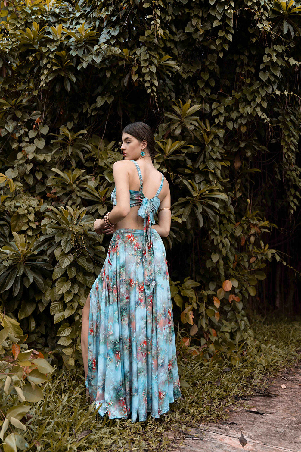 Our beautiful Aveline Maxi Skirt is set to become your new boho wardrobe favorite. Crafted from our 100% LENZING™ ECOVERO™ viscose and perfectly showcasing our Forest Blue print, this skirt is perfect to pair with our Airin Bralette for the ultimate Stevie Nicks inspired look.