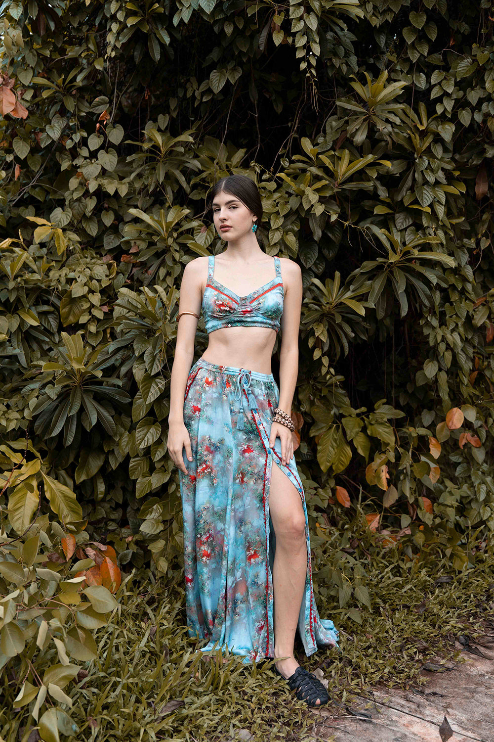 Our beautiful Aveline Maxi Skirt is set to become your new boho wardrobe favorite. Crafted from our 100% LENZING™ ECOVERO™ viscose and perfectly showcasing our Forest Blue print, this skirt is perfect to pair with our Airin Bralette for the ultimate Stevie Nicks inspired look.