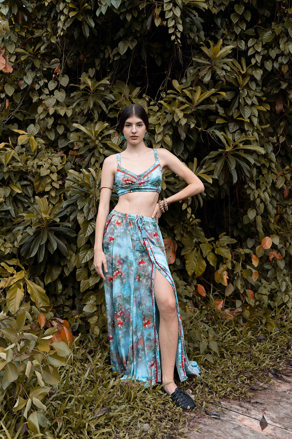 Our beautiful Aveline Maxi Skirt is set to become your new boho wardrobe favorite. Crafted from our 100% LENZING™ ECOVERO™ viscose and perfectly showcasing our Forest Blue print, this skirt is perfect to pair with our Airin Bralette for the ultimate Stevie Nicks inspired look.