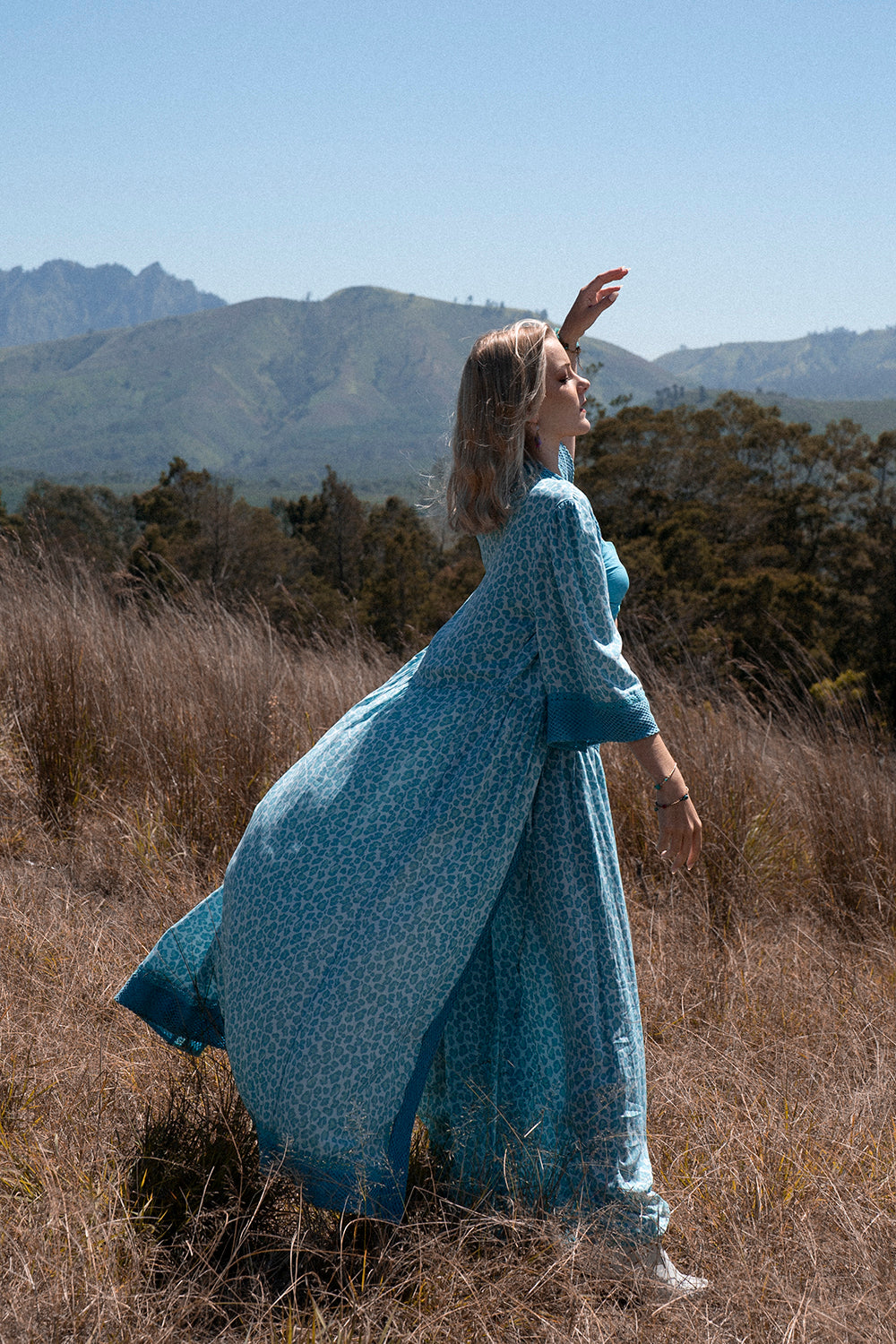 Dandelion Long Kimono - Turquoise - Into the Wild by Tulle and Batiste