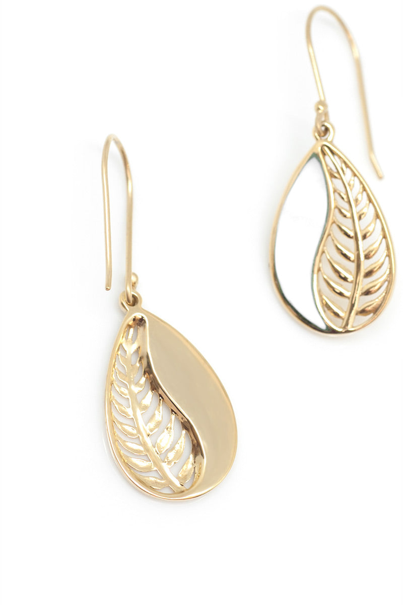Leaf Me Alone Earrings - Natural - Tulle and Batiste